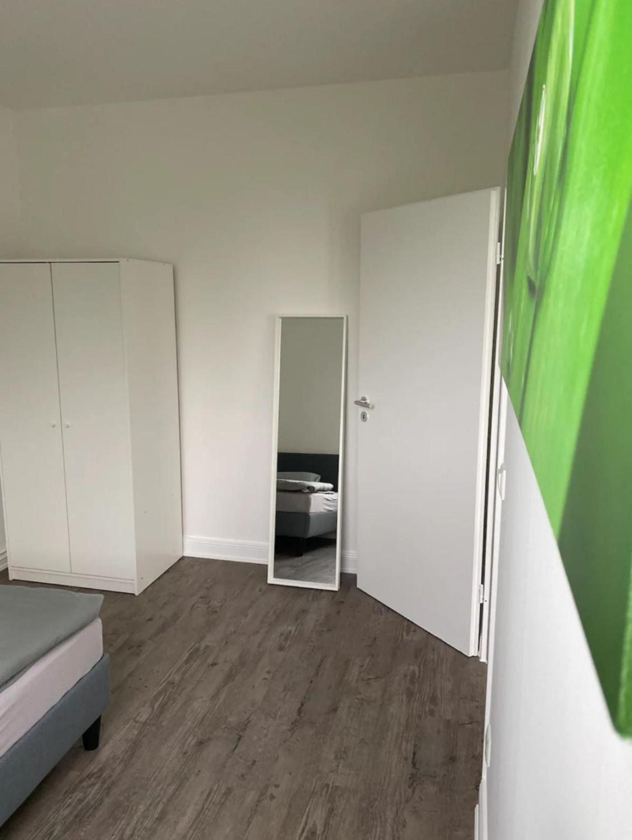 Zentrale 2 Zimmer Wohnung Хамбург Екстериор снимка